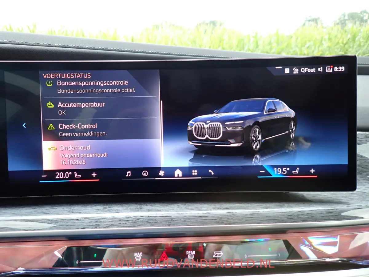 eDrive 106 kWh !! EX BTW 53.636 !! SOH 94% / HEAD-UP / SOFT-CLOSE / ACTIVE-STEERING / 360*