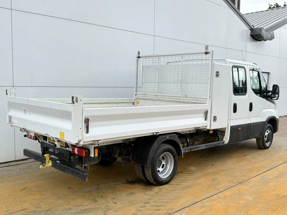 35C16 3.0 Dubbele Cabine Kipper Dubbellucht 3,5t Trekhaak 6 Stoelen Airco Cruise Control Benne Tipper