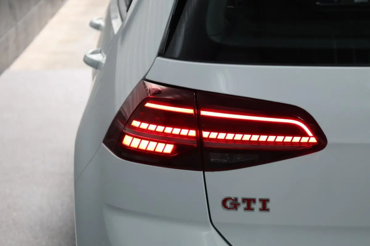 2.0 TSI GTI Performance LED/VIRTUAL/S.VERWARMING/19" LMV/ACC/ECC/LINE/12 MDN GARANTIE!