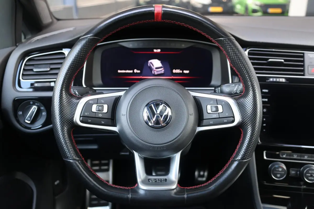 2.0 TSI GTI Performance LED/VIRTUAL/S.VERWARMING/19" LMV/ACC/ECC/LINE/12 MDN GARANTIE!