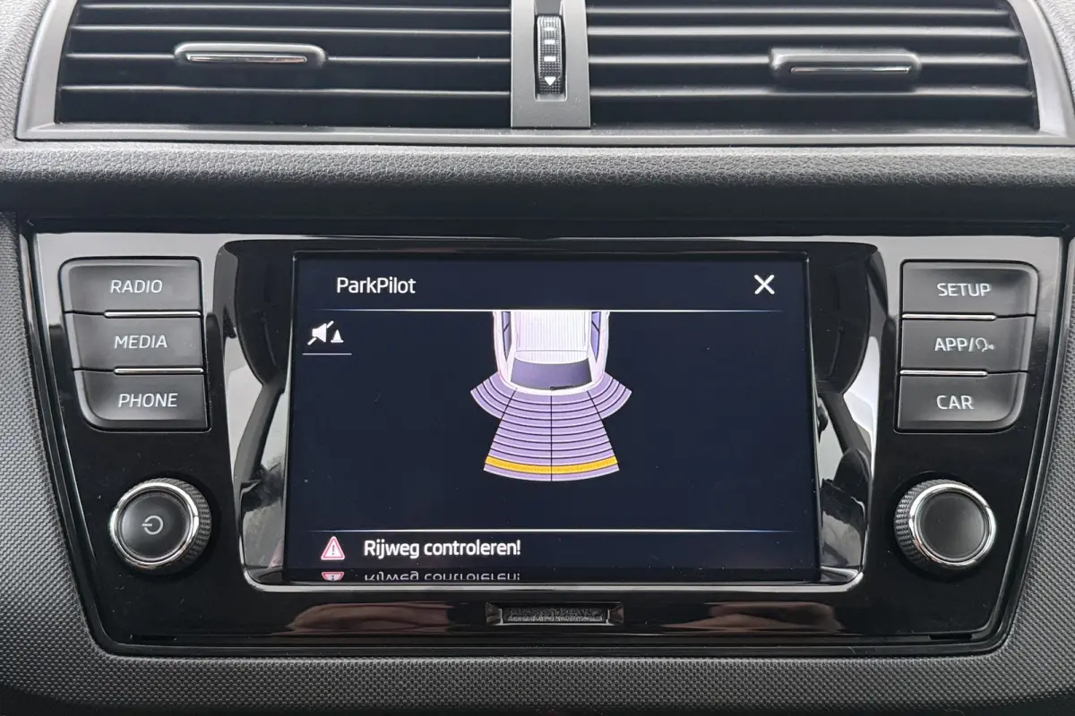1.0 96 PK TSI Business Carplay Adapt.Cruise Park.sens