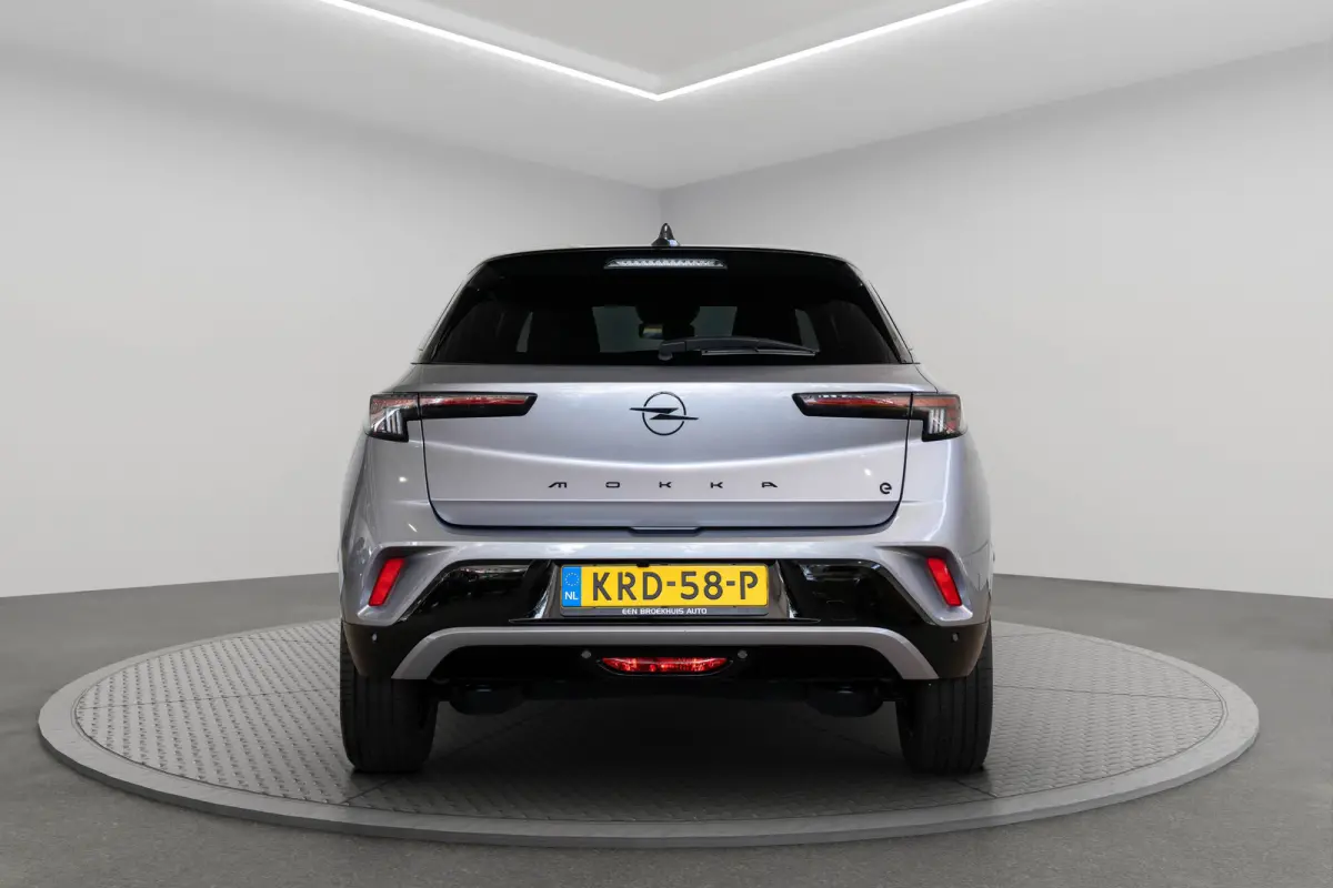 GS 54 kWh | SOH 97% | Navigatie | Camera | Adaptive Cruise | LED Matrix Koplampen | Apple Carplay & Android Auto |