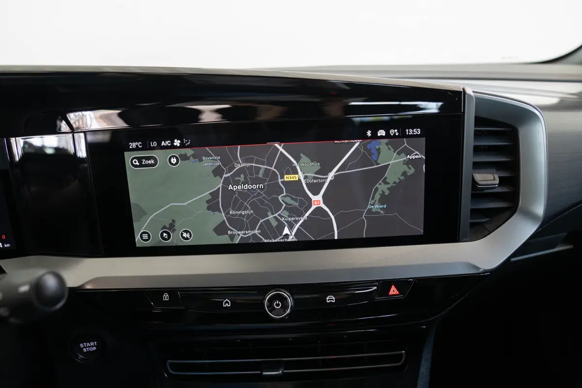 GS 54 kWh | SOH 97% | Navigatie | Camera | Adaptive Cruise | LED Matrix Koplampen | Apple Carplay & Android Auto |