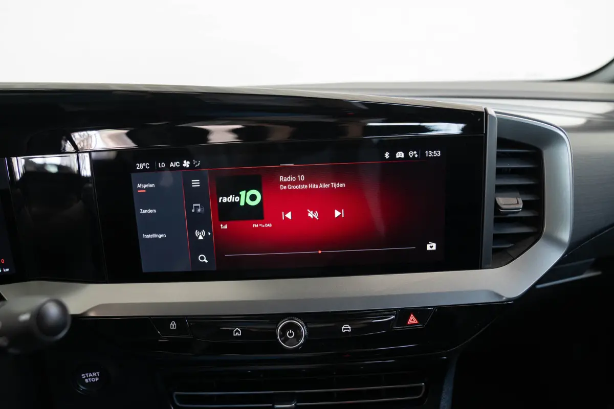 GS 54 kWh | SOH 97% | Navigatie | Camera | Adaptive Cruise | LED Matrix Koplampen | Apple Carplay & Android Auto |