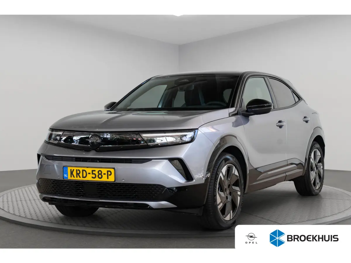 GS 54 kWh | SOH 97% | Navigatie | Camera | Adaptive Cruise | LED Matrix Koplampen | Apple Carplay & Android Auto |
