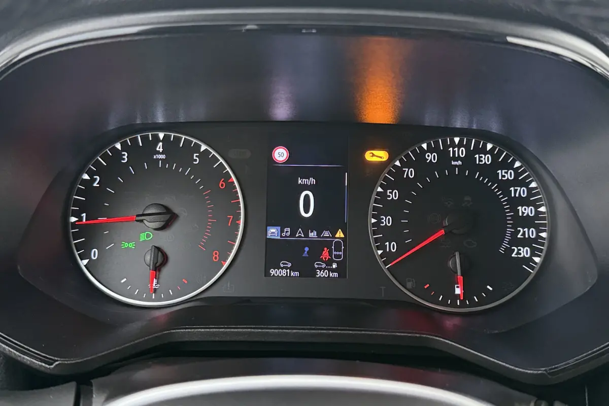 1.0 92 PK TCe Equilibre Navi Carplay Park.sens DAB LED