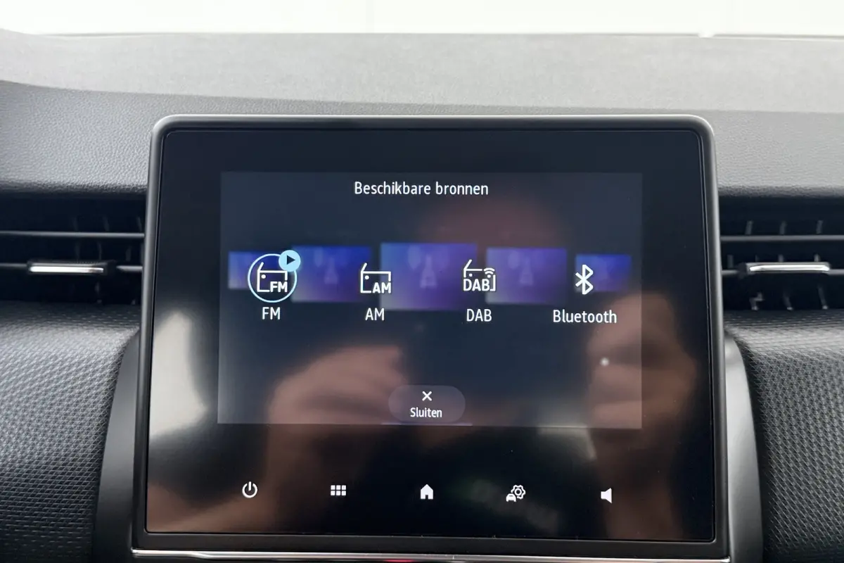 1.0 92 PK TCe Equilibre Navi Carplay Park.sens DAB LED