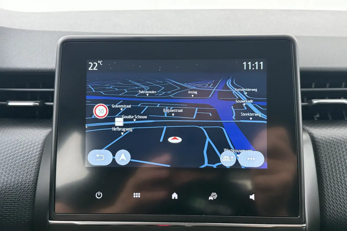 1.0 92 PK TCe Equilibre Navi Carplay Park.sens DAB LED