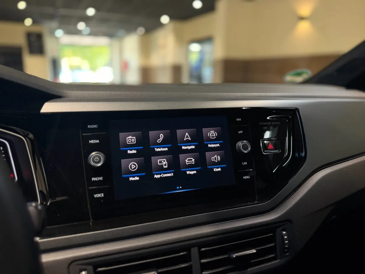 1.0 TSI 3x R-Line |Pano|Virtual Cockpit|Carplay|LED|Stoelverwarming|