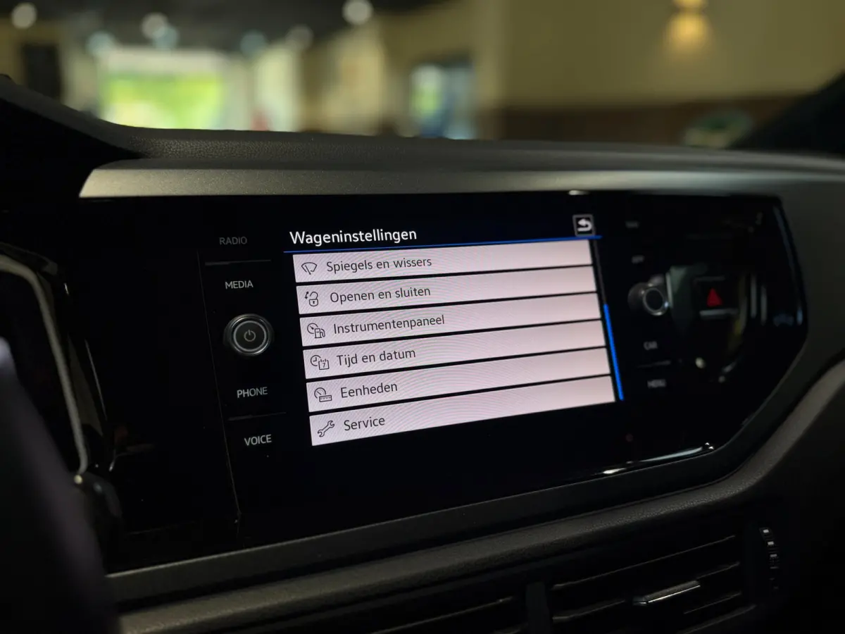 1.0 TSI 3x R-Line |Pano|Virtual Cockpit|Carplay|LED|Stoelverwarming|