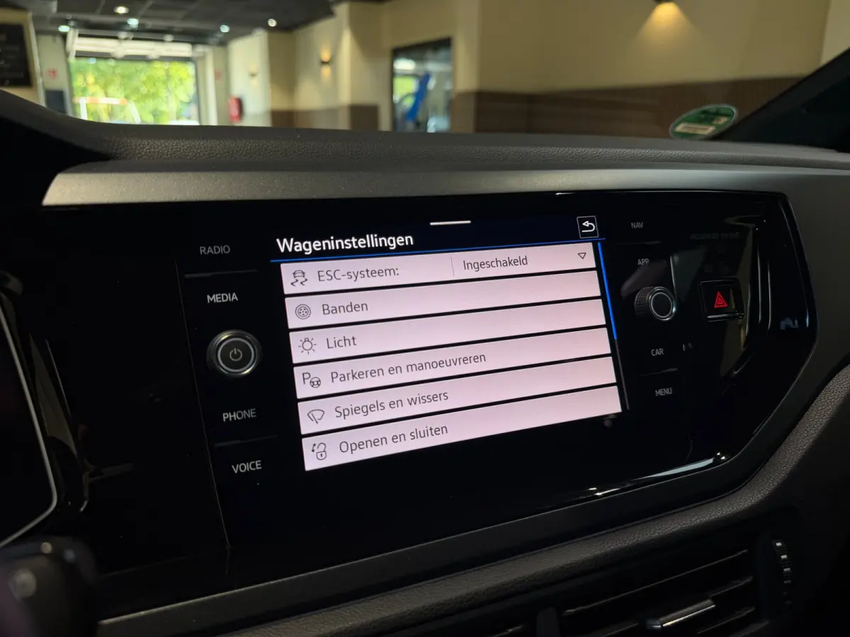 1.0 TSI 3x R-Line |Pano|Virtual Cockpit|Carplay|LED|Stoelverwarming|