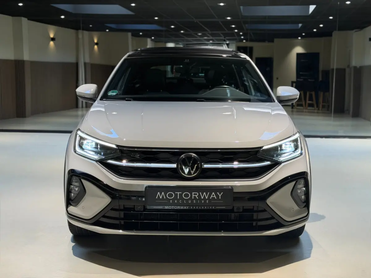 1.0 TSI 3x R-Line |Pano|Virtual Cockpit|Carplay|LED|Stoelverwarming|