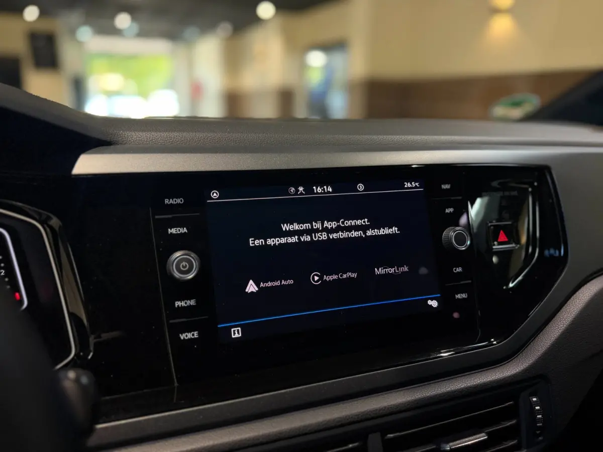 1.0 TSI 3x R-Line |Pano|Virtual Cockpit|Carplay|LED|Stoelverwarming|