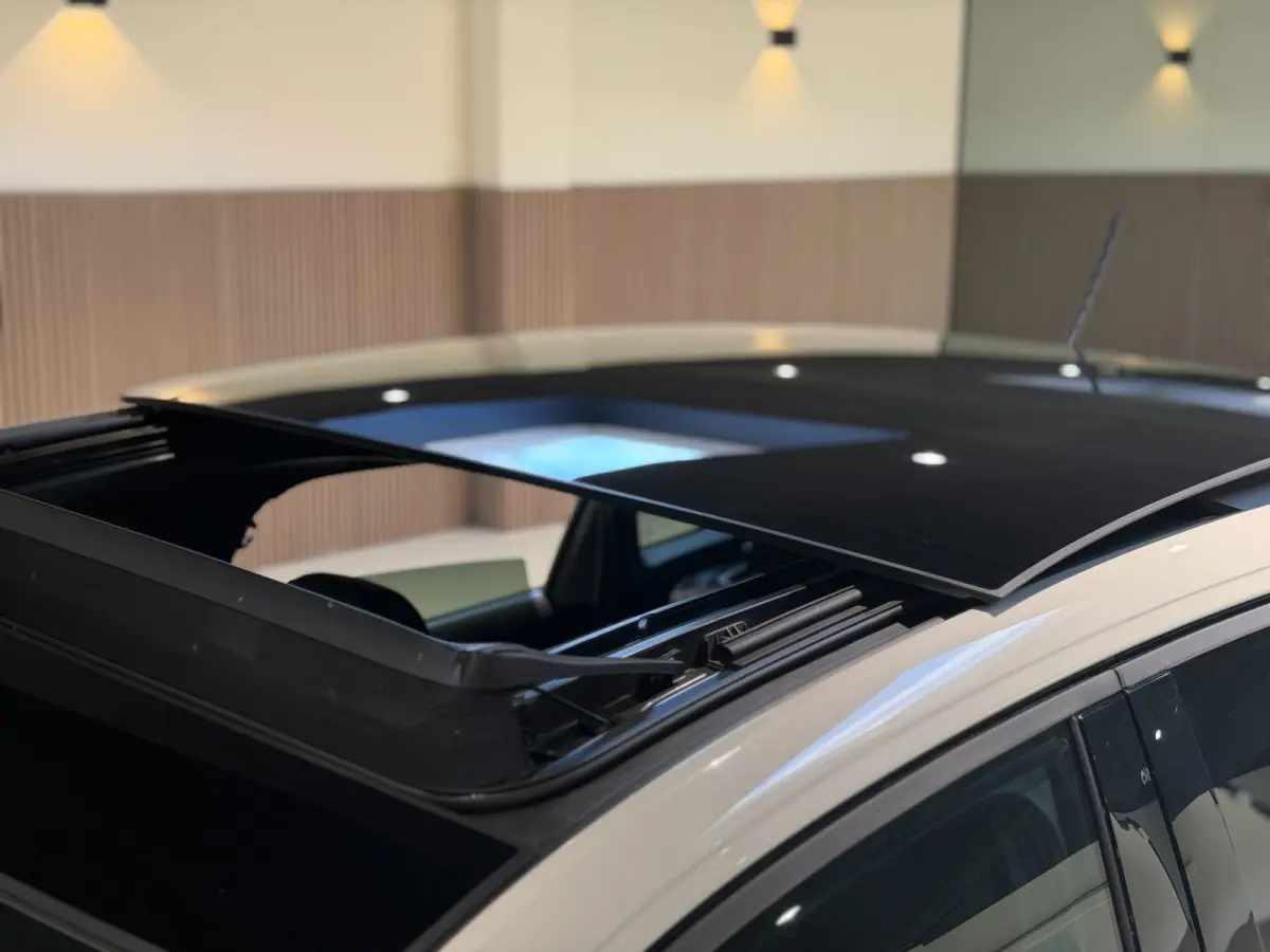 1.0 TSI 3x R-Line |Pano|Virtual Cockpit|Carplay|LED|Stoelverwarming|