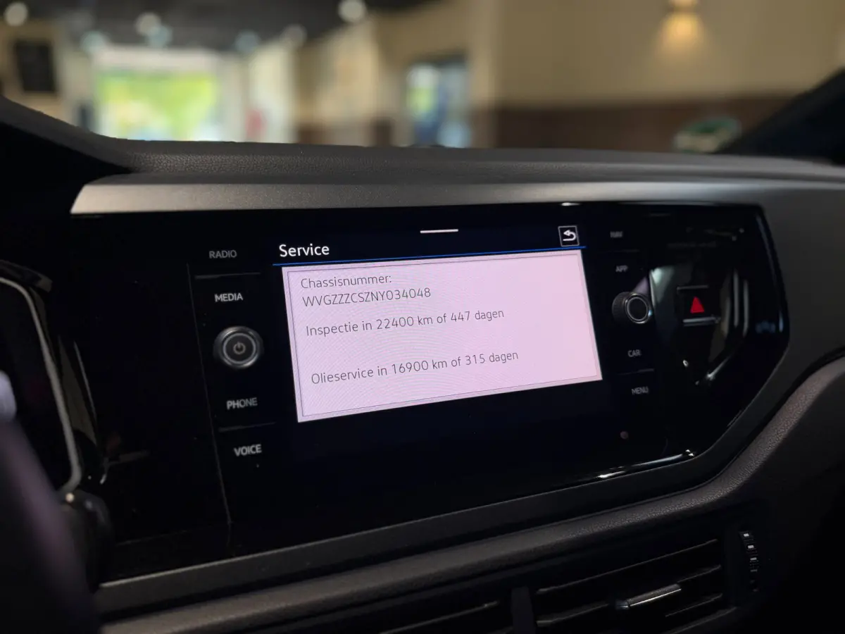1.0 TSI 3x R-Line |Pano|Virtual Cockpit|Carplay|LED|Stoelverwarming|