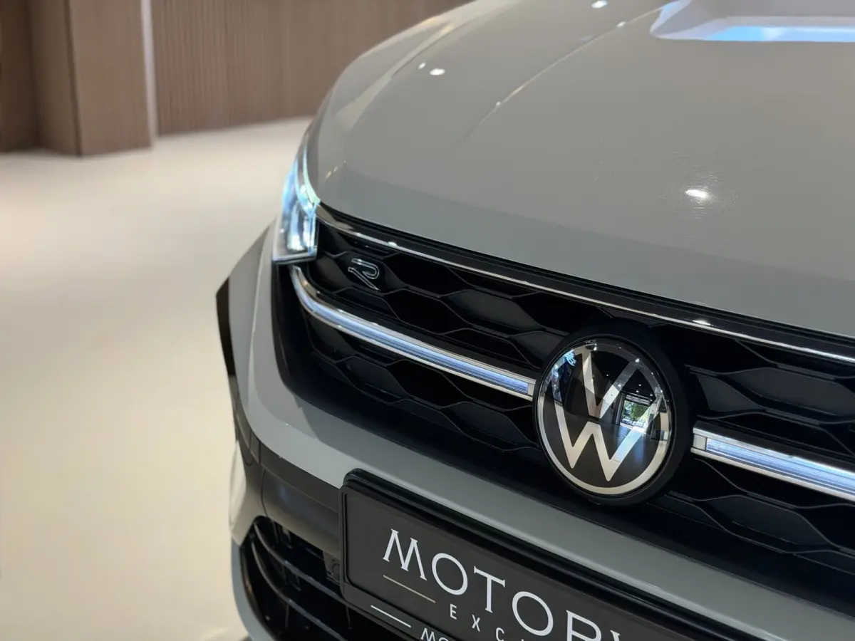 1.0 TSI 3x R-Line |Pano|Virtual Cockpit|Carplay|LED|Stoelverwarming|