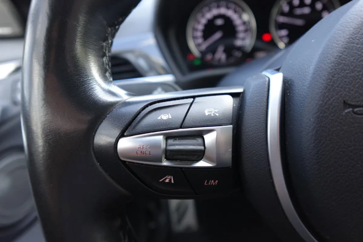 SDrive20i High Executive PANO HUD LEDER VOL