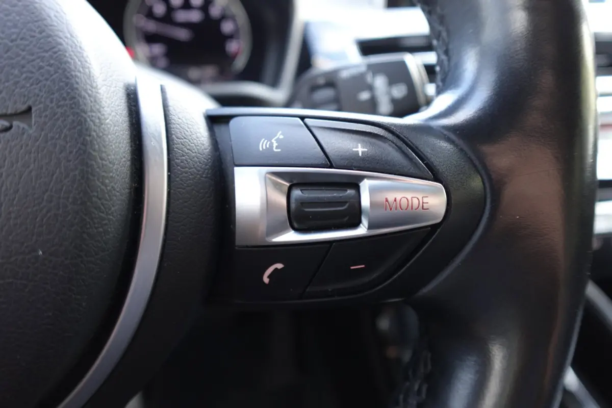 SDrive20i High Executive PANO HUD LEDER VOL