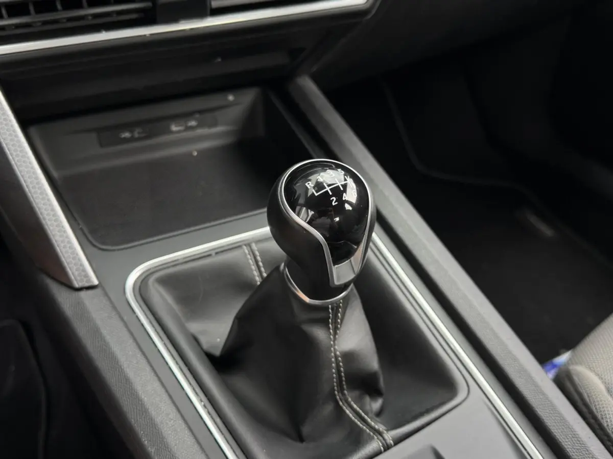 1.0 TSI Style Business Intense | Digital dashboard | Carplay | Adaptive cruise | Sensoren