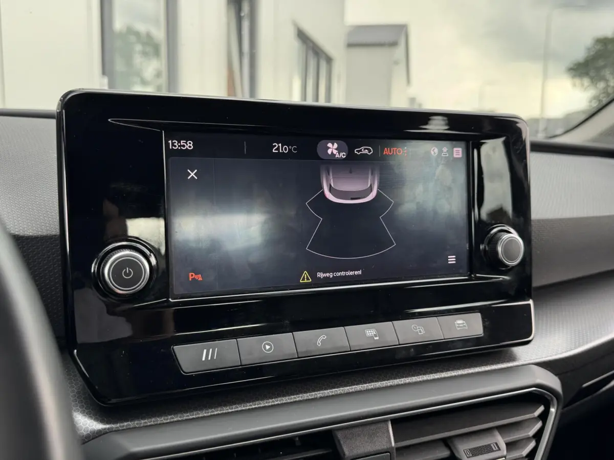 1.0 TSI Style Business Intense | Digital dashboard | Carplay | Adaptive cruise | Sensoren