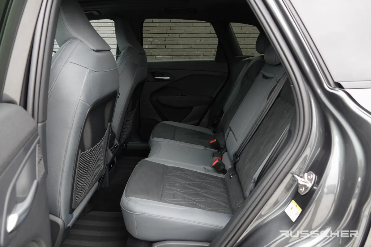S-Line | e-hybrid 272Pk | Panoramadak | Head-Up Display | 360° Camera | Sonos Premium Sound | 20''