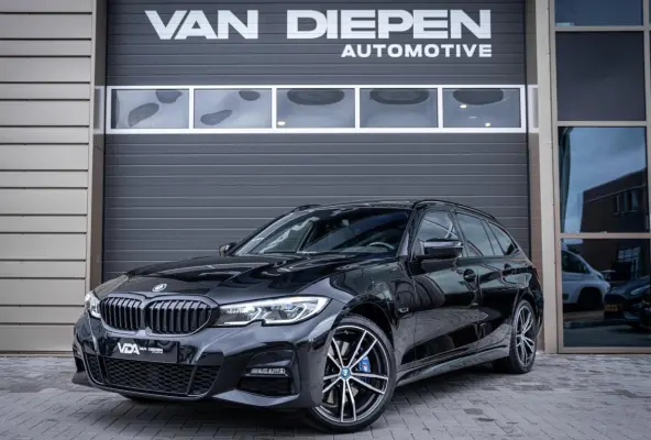 330e High Executive - M-Sport l Laser l Pano l HUD l Memory