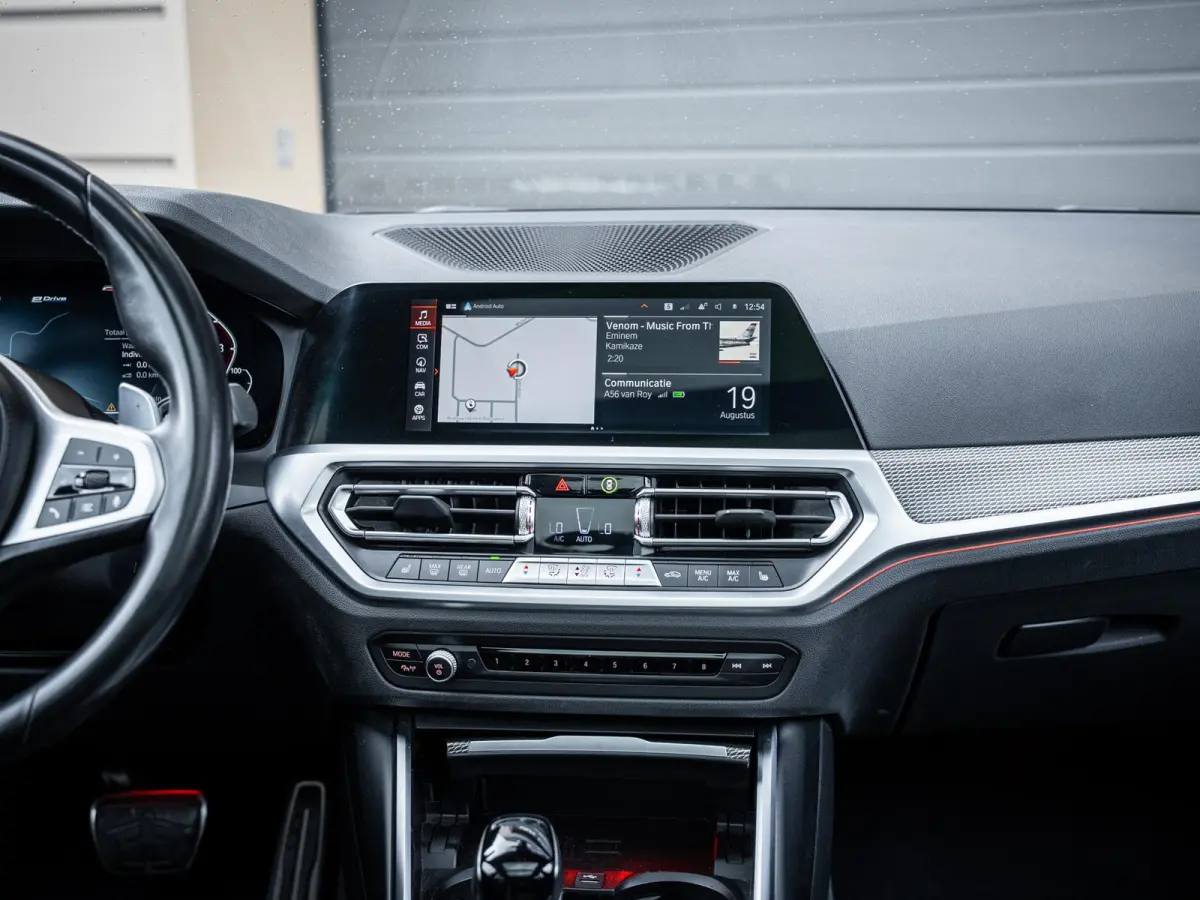 330e High Executive - M-Sport l Laser l Pano l HUD l Memory