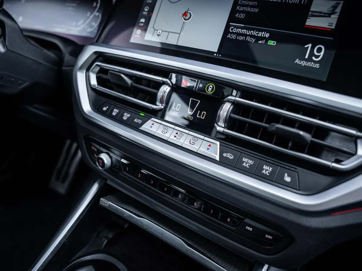 330e High Executive - M-Sport l Laser l Pano l HUD l Memory