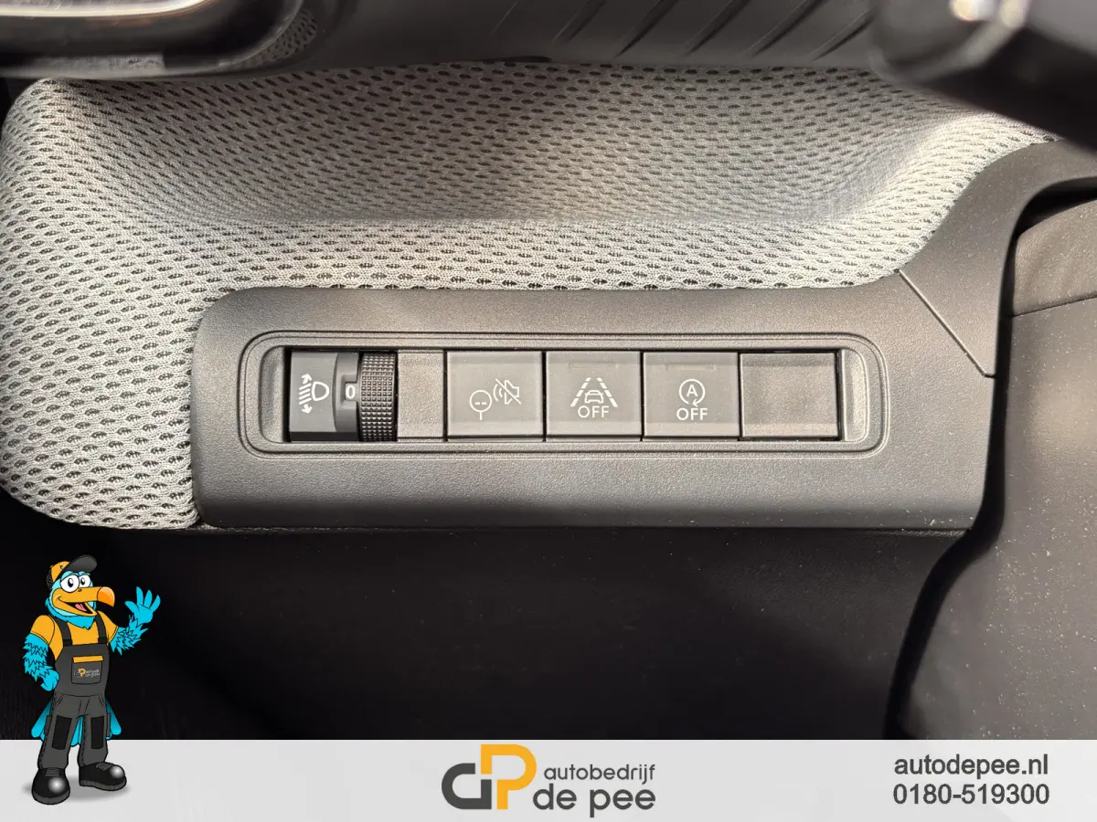 1.2 Turbo 100pk Plus GARANTIE/INCL.BTW/DISTRIBUTIEKETTING/CARPLAY/CRUISE/AIRCO/LICHTMETAAL rijklaarprijs!