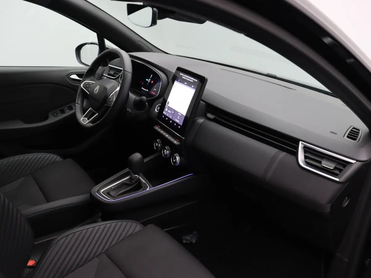 145pk E-Tech Full Hybrid Esprit Alpine | Stoel- en stuurwielverwarming | Achteruitrijcamera | Apple Carplay / Android Auto |