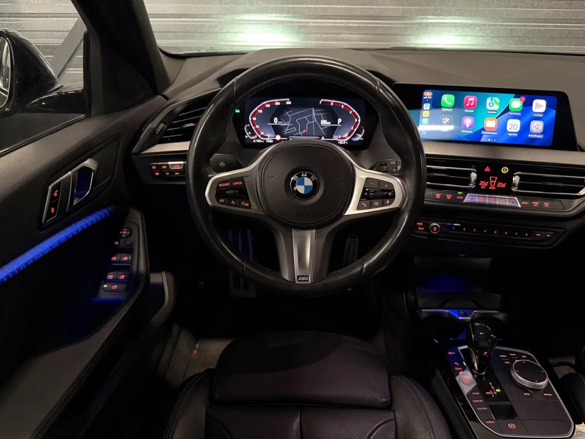 118i M-Sport LED/PANO/NAVI/LEDER/CARPLAY/SFEERV/PDC/VDOH/12-MND-GARANTIE