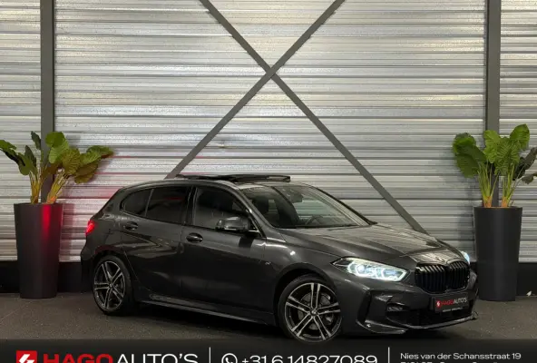 118i M-Sport LED/PANO/NAVI/LEDER/CARPLAY/SFEERV/PDC/VDOH/12-MND-GARANTIE