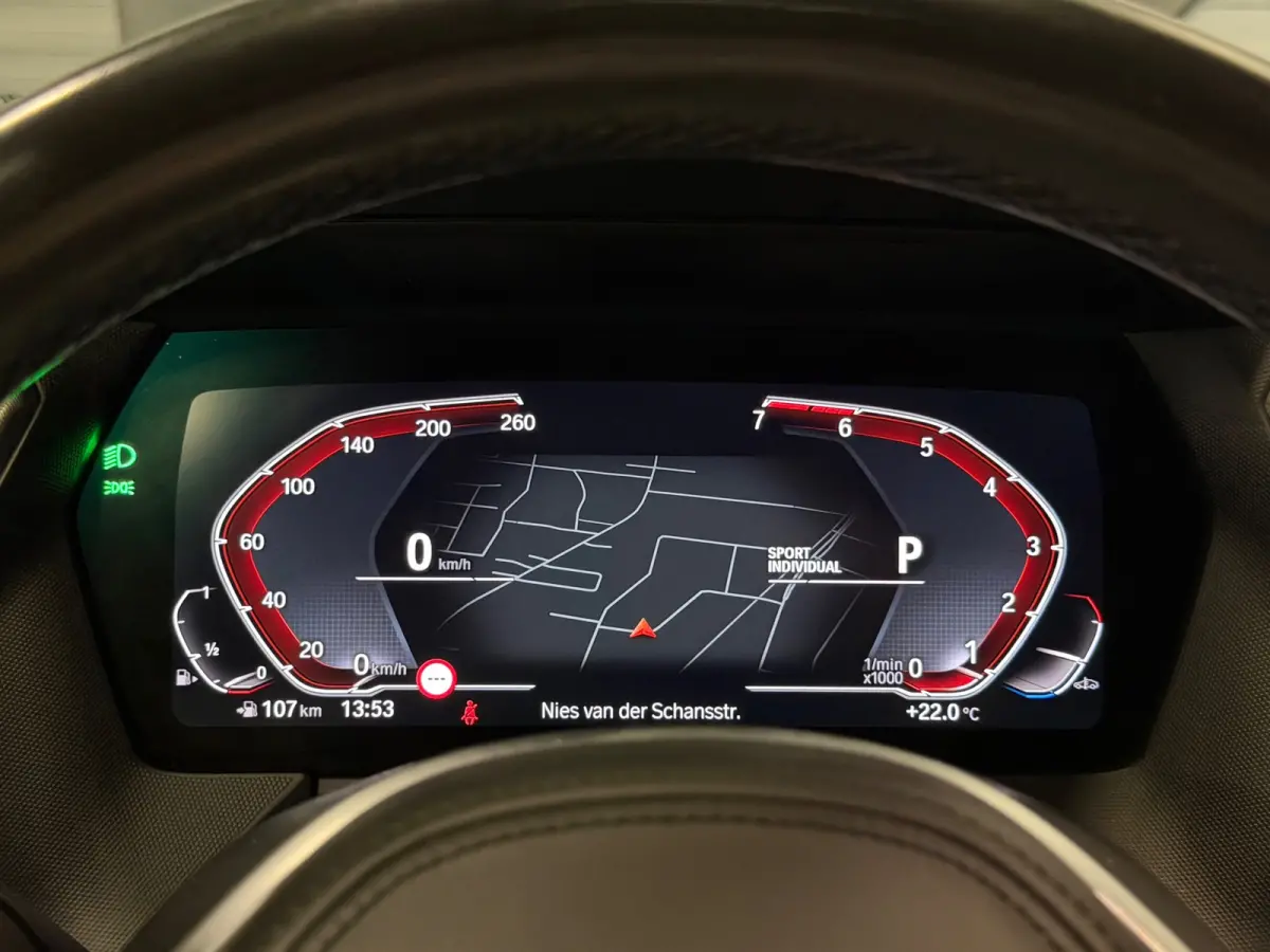 118i M-Sport LED/PANO/NAVI/LEDER/CARPLAY/SFEERV/PDC/VDOH/12-MND-GARANTIE
