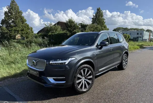 T8 Recharge AWD Inscription / Pano / Lucht / 360 / HUD