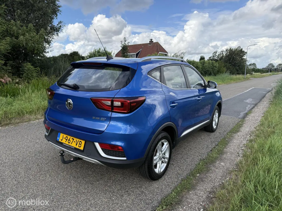 Comfort 45 kWh / SOH 91% / ACC / CarPlay