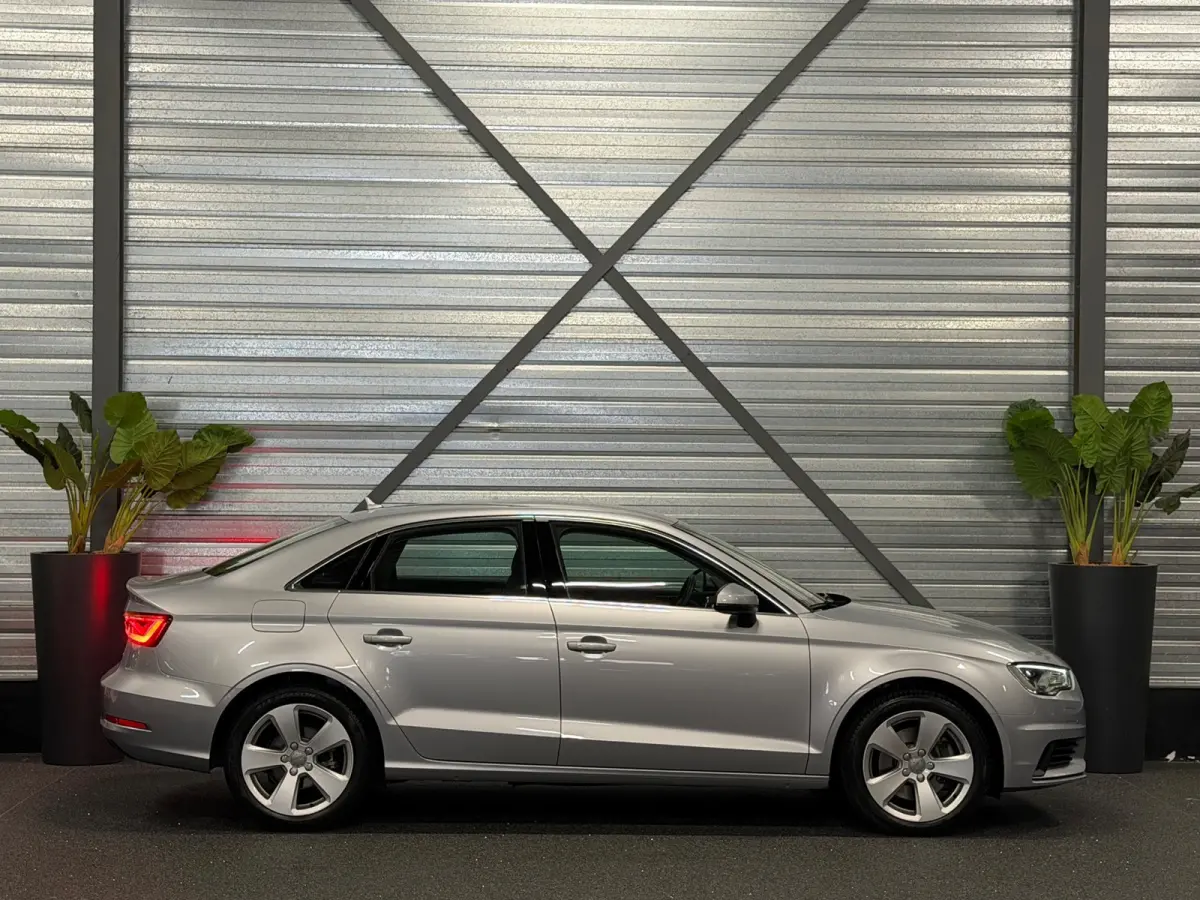 1.8 TFSI quattro Ambiente 180-PK!/S-TRONIC/LED/NAVI/CRUISE/CAMERA/LANE-ASSIST/12-MND-GARANTIE