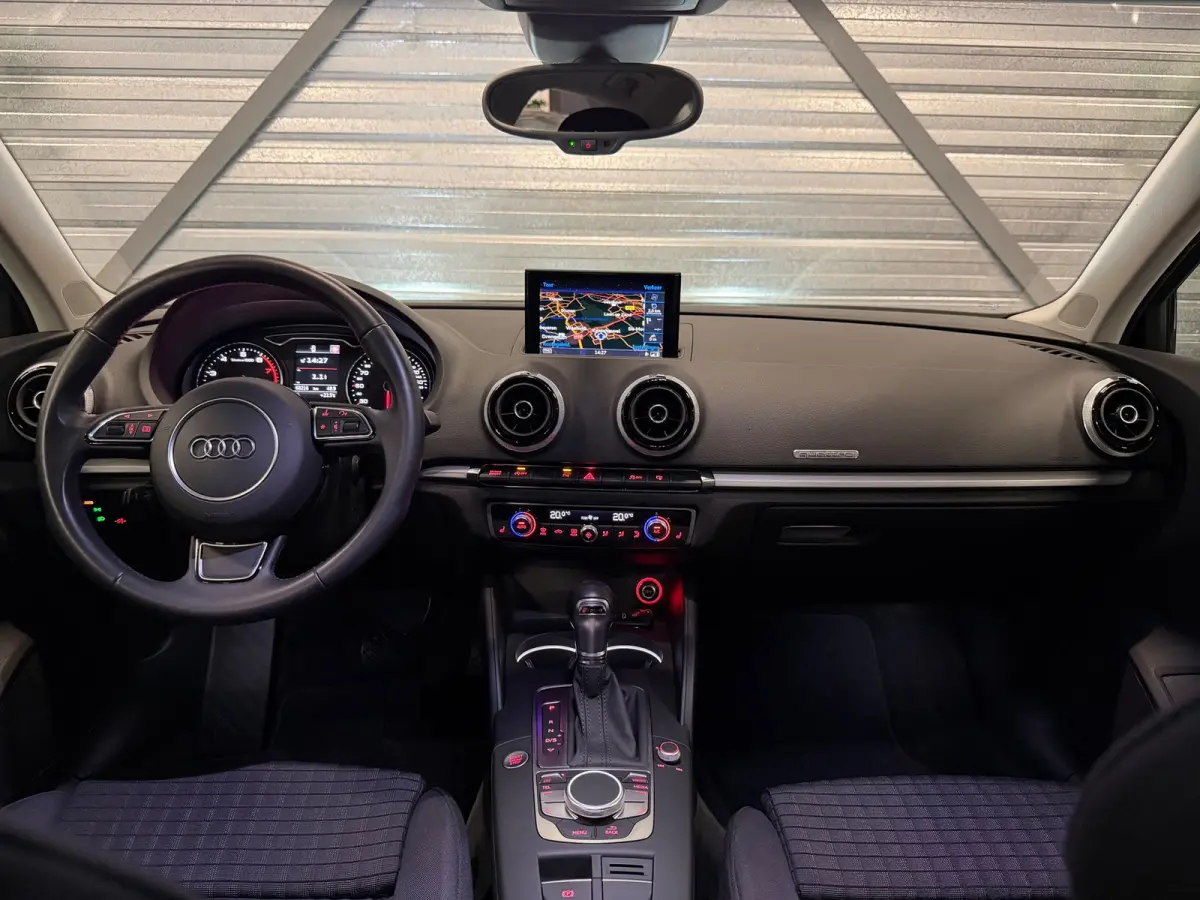 1.8 TFSI quattro Ambiente 180-PK!/S-TRONIC/LED/NAVI/CRUISE/CAMERA/LANE-ASSIST/12-MND-GARANTIE