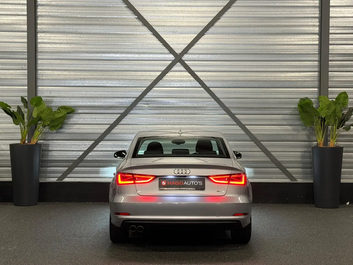 1.8 TFSI quattro Ambiente 180-PK!/S-TRONIC/LED/NAVI/CRUISE/CAMERA/LANE-ASSIST/12-MND-GARANTIE