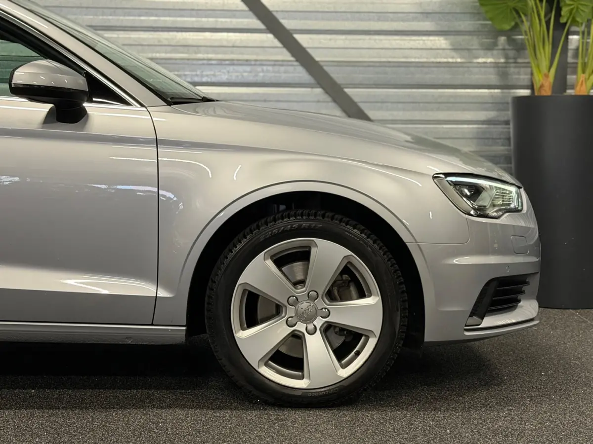 1.8 TFSI quattro Ambiente 180-PK!/S-TRONIC/LED/NAVI/CRUISE/CAMERA/LANE-ASSIST/12-MND-GARANTIE