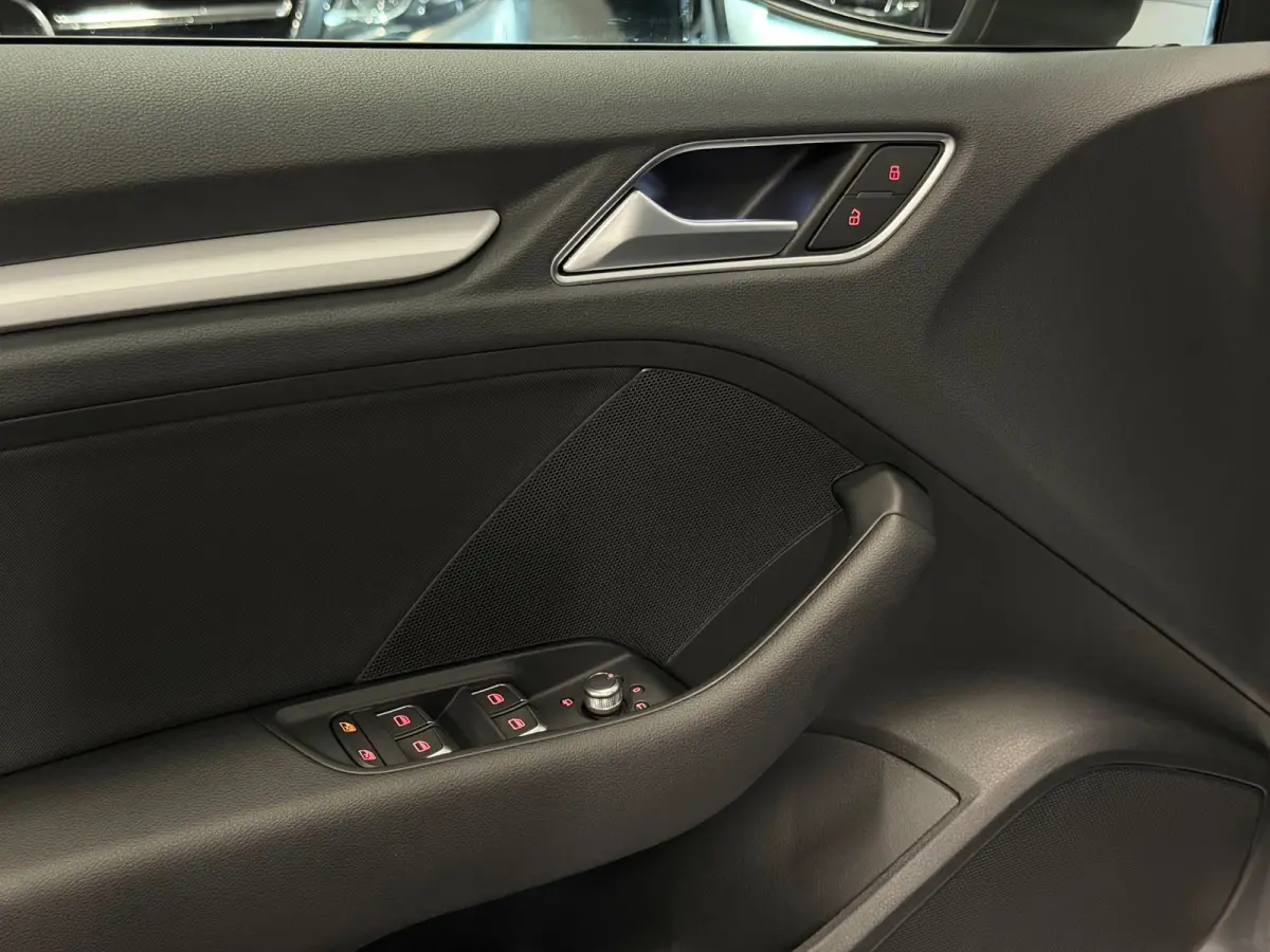 1.8 TFSI quattro Ambiente 180-PK!/S-TRONIC/LED/NAVI/CRUISE/CAMERA/LANE-ASSIST/12-MND-GARANTIE