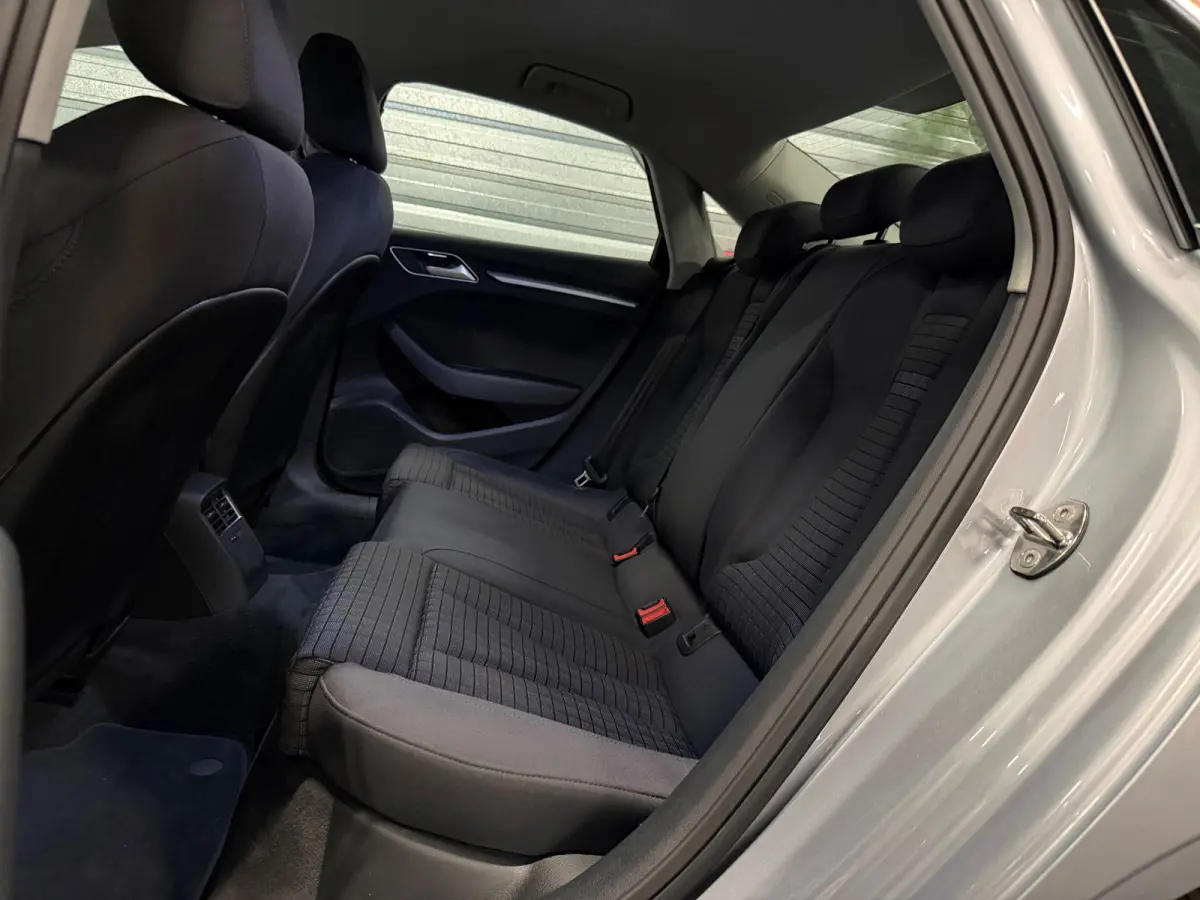 1.8 TFSI quattro Ambiente 180-PK!/S-TRONIC/LED/NAVI/CRUISE/CAMERA/LANE-ASSIST/12-MND-GARANTIE