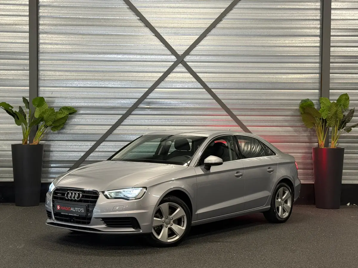 1.8 TFSI quattro Ambiente 180-PK!/S-TRONIC/LED/NAVI/CRUISE/CAMERA/LANE-ASSIST/12-MND-GARANTIE