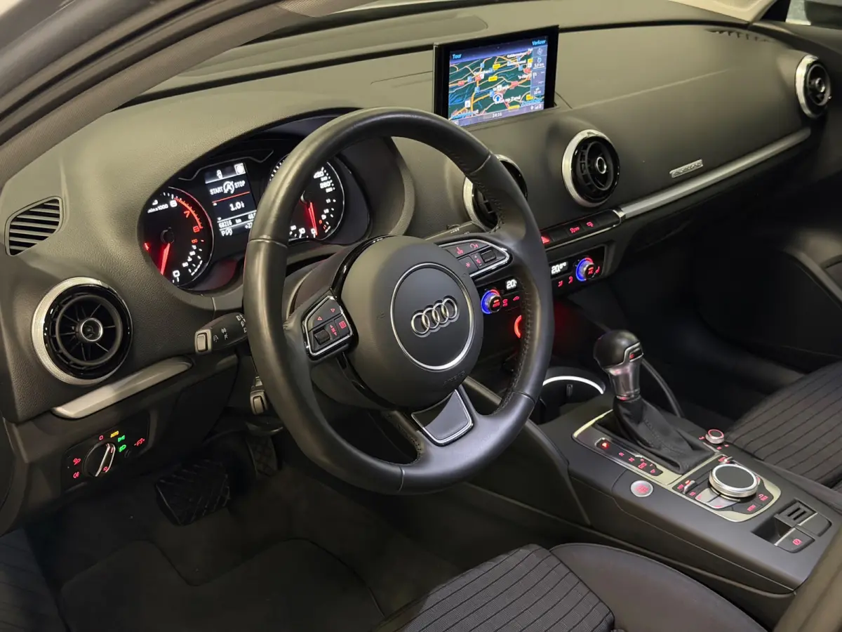 1.8 TFSI quattro Ambiente 180-PK!/S-TRONIC/LED/NAVI/CRUISE/CAMERA/LANE-ASSIST/12-MND-GARANTIE