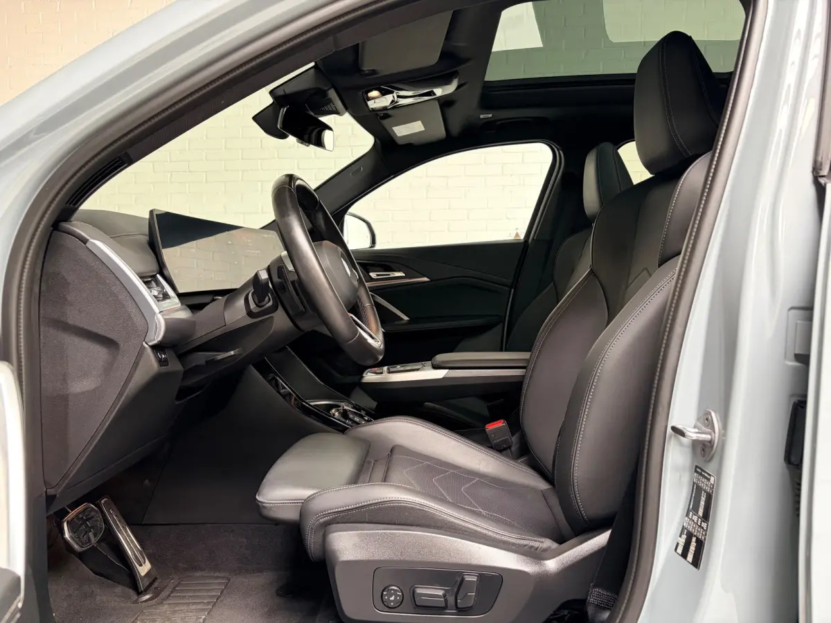SDrive20i M Sport 170pk Launch Edition Black Pakket, LED, Navi, Leder, Massage, 20inch, NEDERLANDSE AUTO 1ste eigenaar!