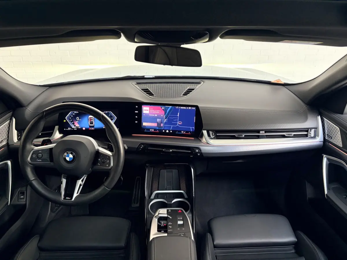 SDrive20i M Sport 170pk Launch Edition Black Pakket, LED, Navi, Leder, Massage, 20inch, NEDERLANDSE AUTO 1ste eigenaar!