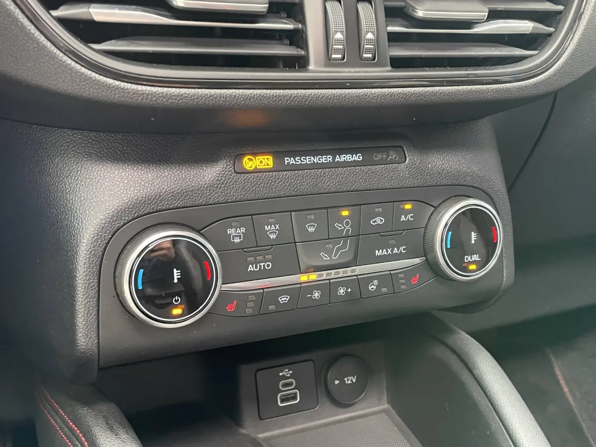 2.5 PHEV ST-Line X | Pano | Trekhaak | Adap. Cruise | B&O Audio | Winter Pack | Achteruitrijcamera | Airco (automatisch) | Apple Carplay/Android Auto|telefoonintegratie premium