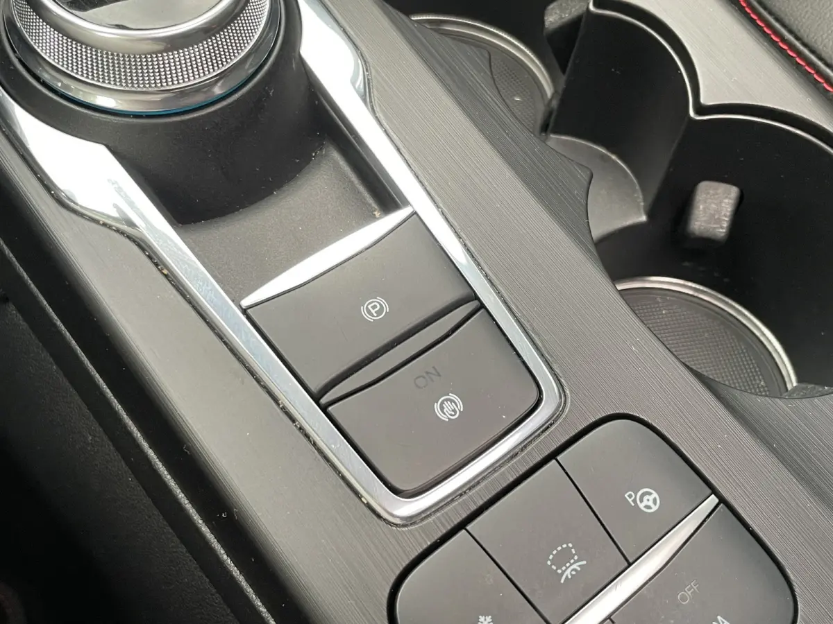 2.5 PHEV ST-Line X | Pano | Trekhaak | Adap. Cruise | B&O Audio | Winter Pack | Achteruitrijcamera | Airco (automatisch) | Apple Carplay/Android Auto|telefoonintegratie premium