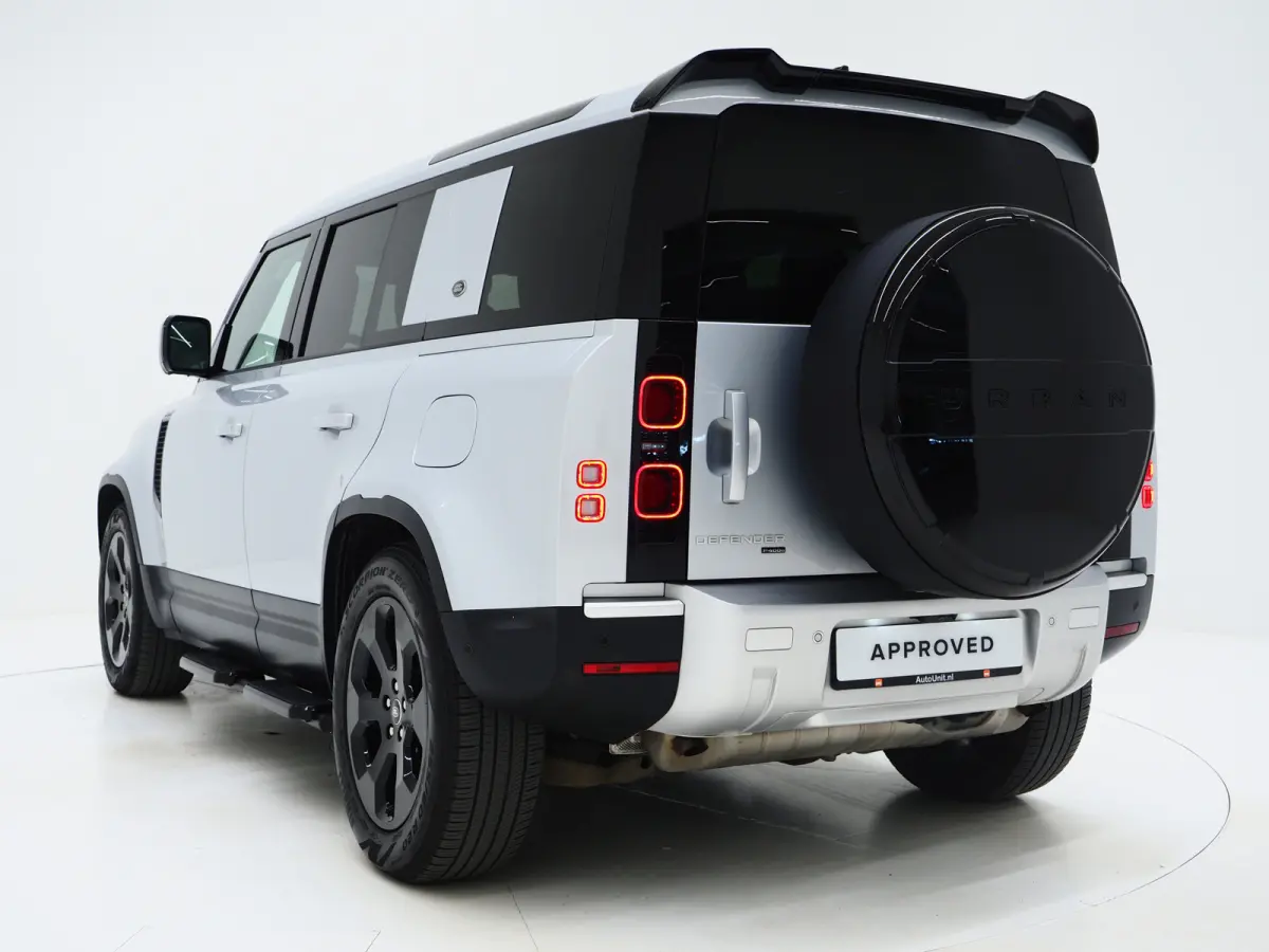 2.0 P400e 110 | Panoramadak | Honeycomb Leder | Trekhaak | Sidesteps | 360 | Meridian | Keyless
