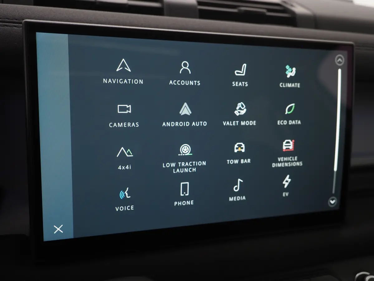 2.0 P400e 110 | Panoramadak | Honeycomb Leder | Trekhaak | Sidesteps | 360 | Meridian | Keyless