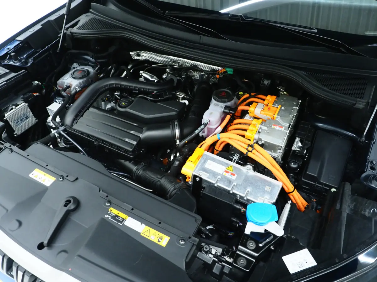 1.5 TSI PHEV | Leder | Matrix LED | Head Up | Camera | Sfeerlicht | Keyless | Adaptive Cruise | Memory | Carplay